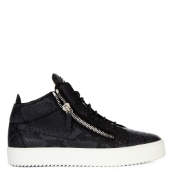 Giuseppe Zanotti Kriss